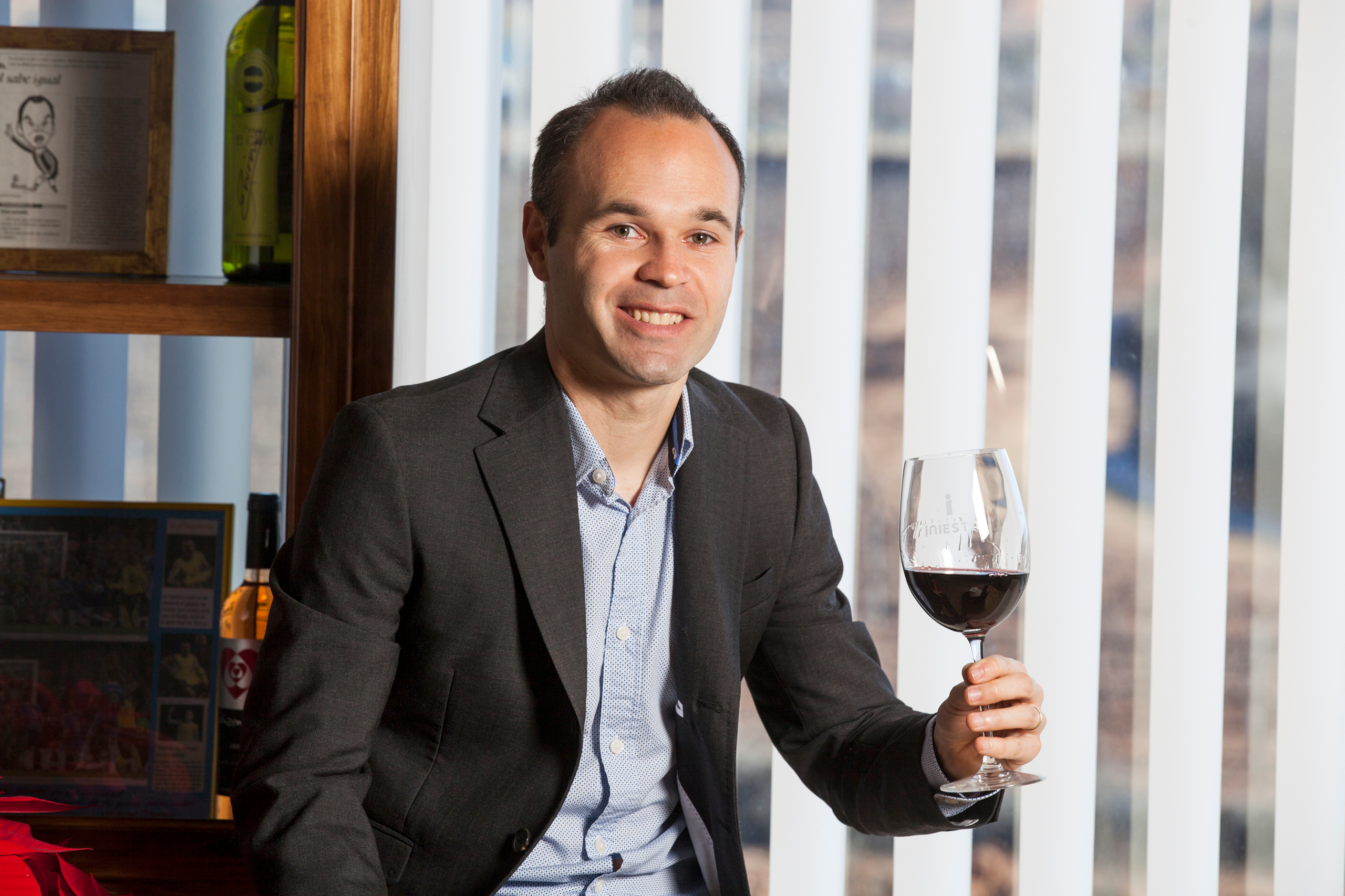 中国职业联赛数据 买下一条街！邮报：卡里克斥资160万镑，买下海滨小镇的五套房产